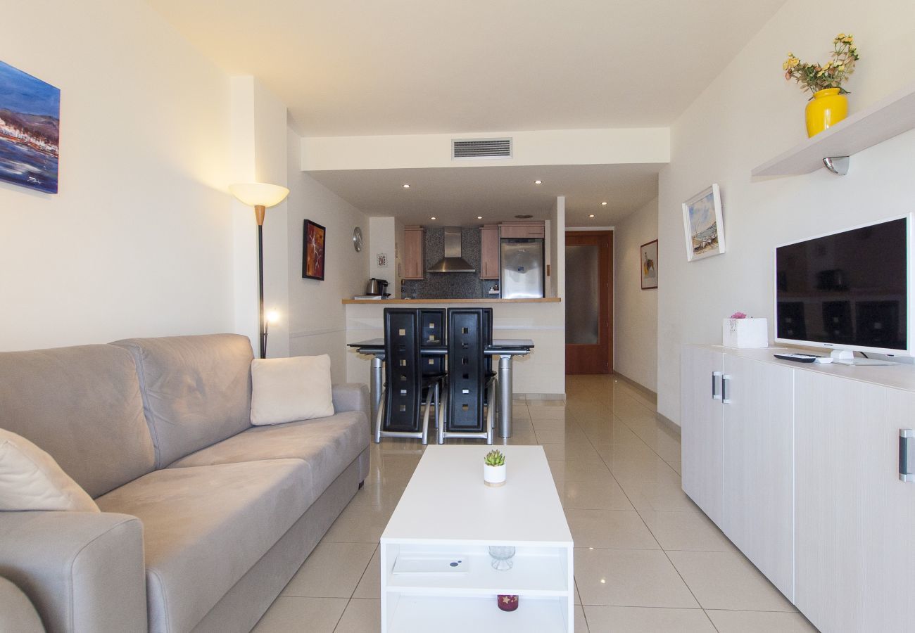 Apartament en Rosas / Roses - 1013 MILENI 50m Playa