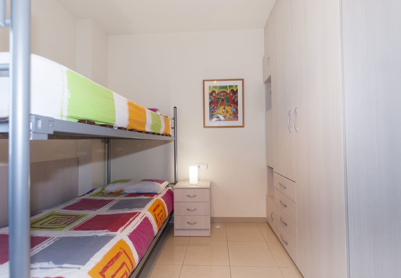 Apartament en Rosas / Roses - 1013 MILENI 50m Playa