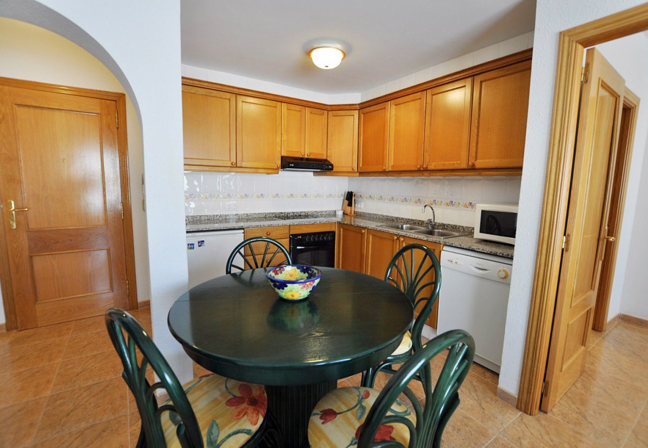 Apartament en Rosas / Roses - 1029 JOC PILOTA 50m Playa