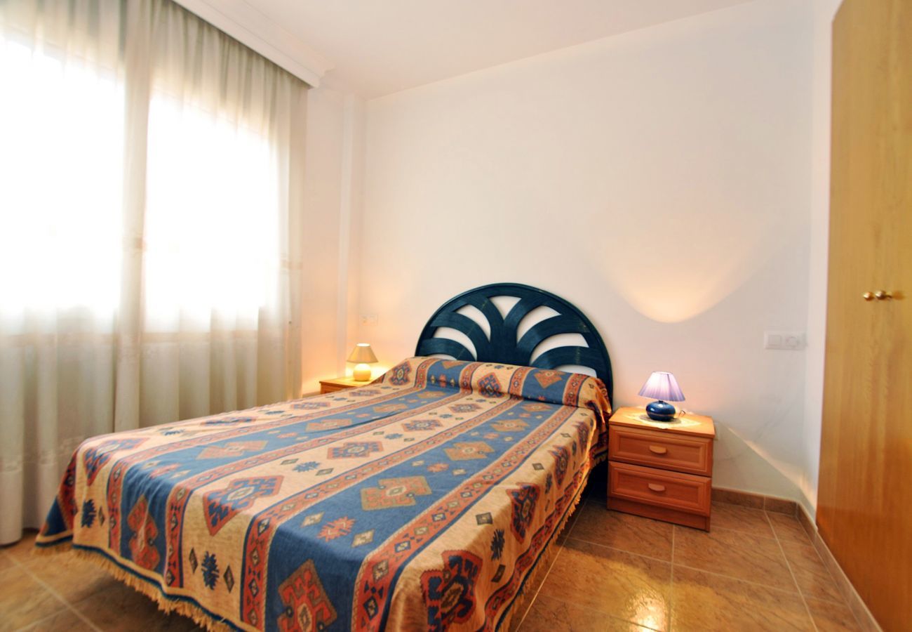 Apartament en Rosas / Roses - 1029 JOC PILOTA 50m Playa