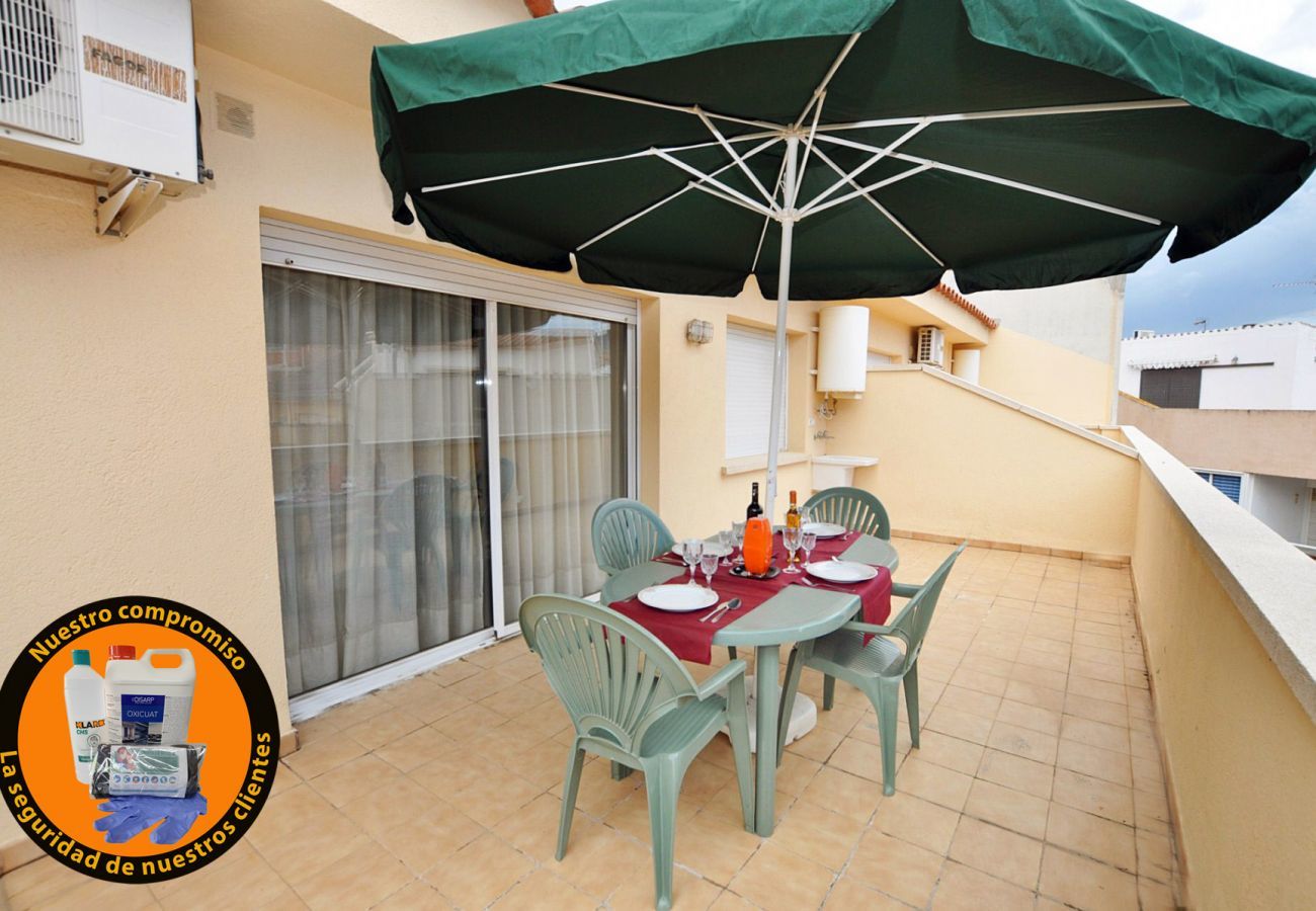 Apartament en Rosas / Roses - 1029 JOC PILOTA 50m Playa