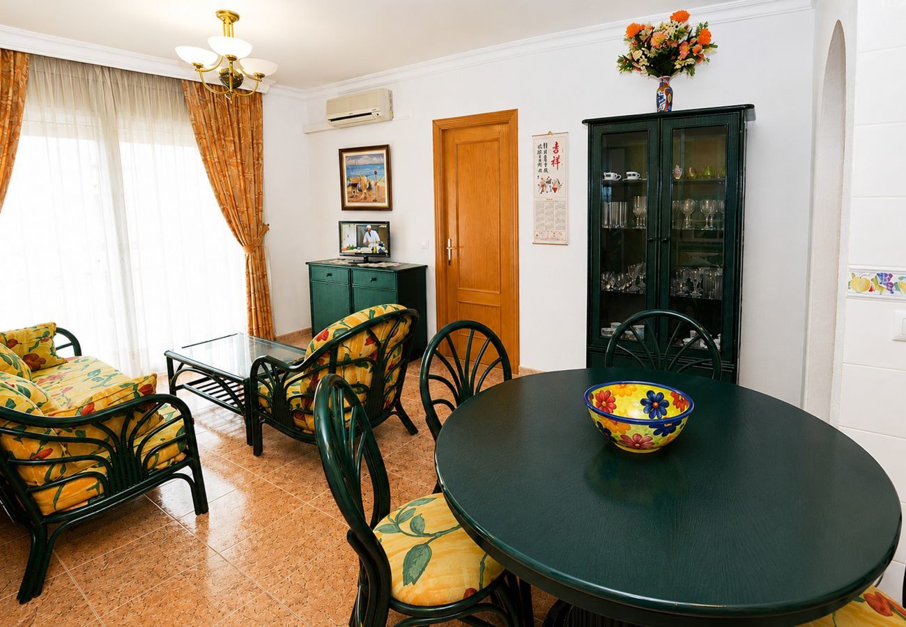 Apartament en Rosas / Roses - 1029 JOC PILOTA 50m Playa - APIVEND