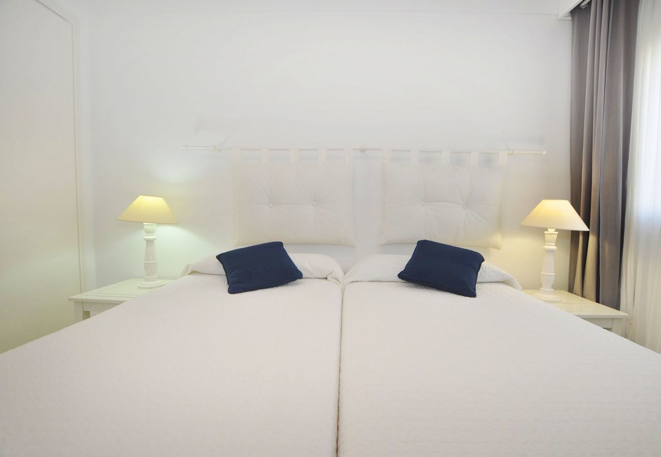 Apartament en Rosas / Roses - 1085 DALLAS vista Mar