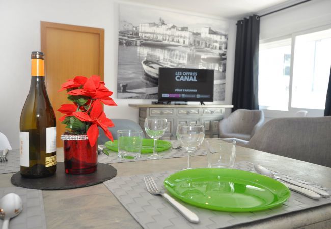 Apartament en Rosas / Roses - 1174 BARRI PESCADORS 50m Playa