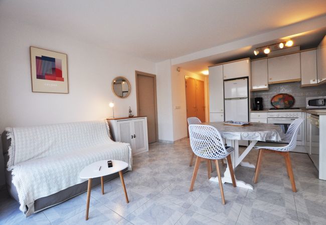 Apartament en Rosas / Roses - 1241 HELIOS 200m playa