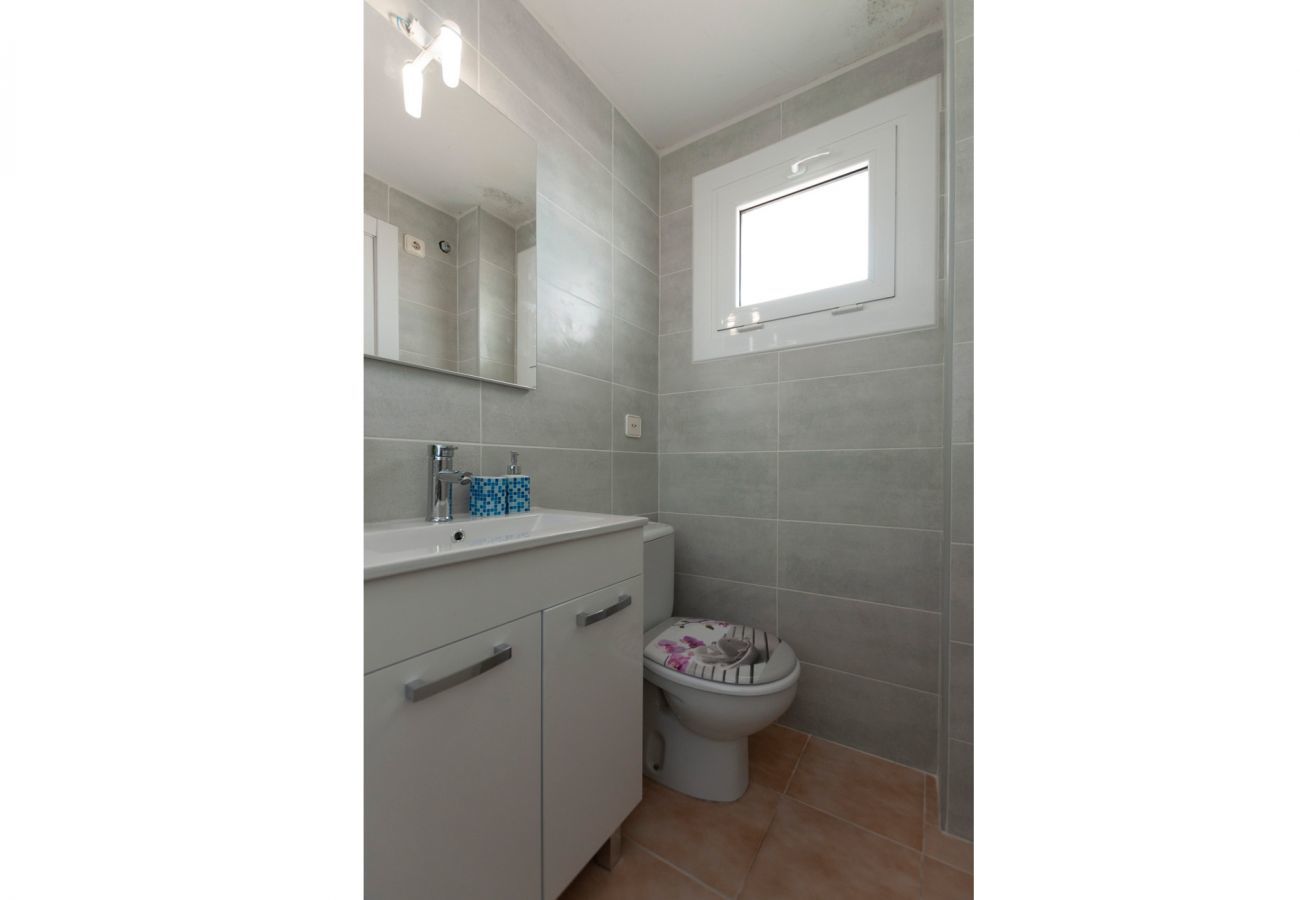 Estudi en Rosas / Roses - 1039 PORT BADIA Estudio