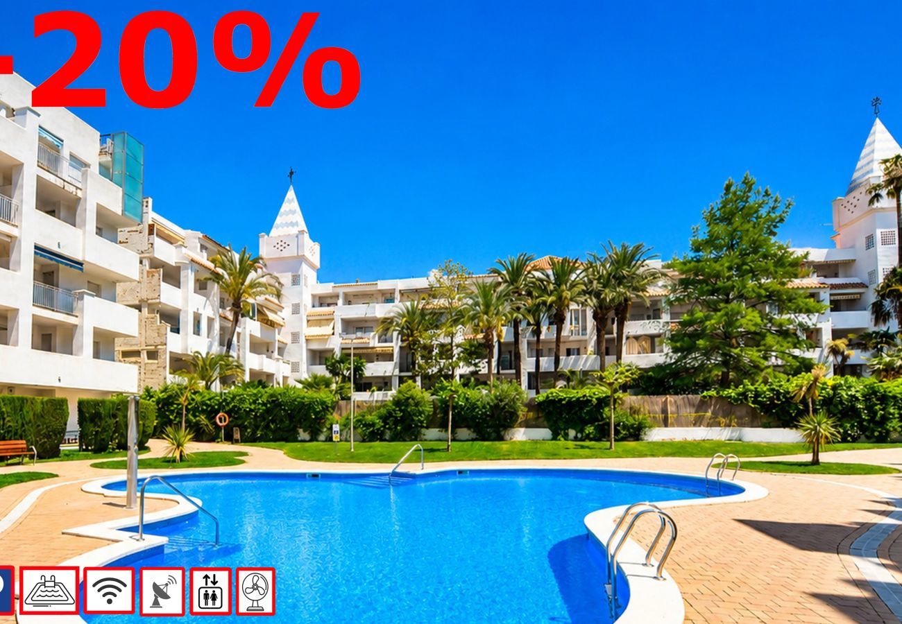Apartament en Rosas / Roses - 1125 ROYAL MARINE vista Piscina - APIVEND