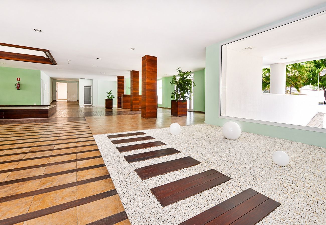 Apartament en Rosas / Roses - 1125 ROYAL MARINE vista Piscina - APIVEND