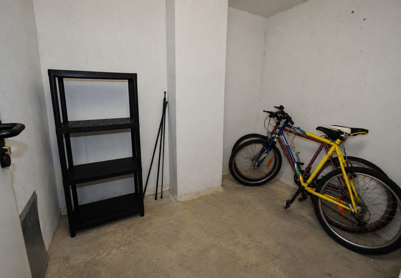 Apartament en Rosas / Roses - 1125 ROYAL MARINE vista Piscina - APIVEND