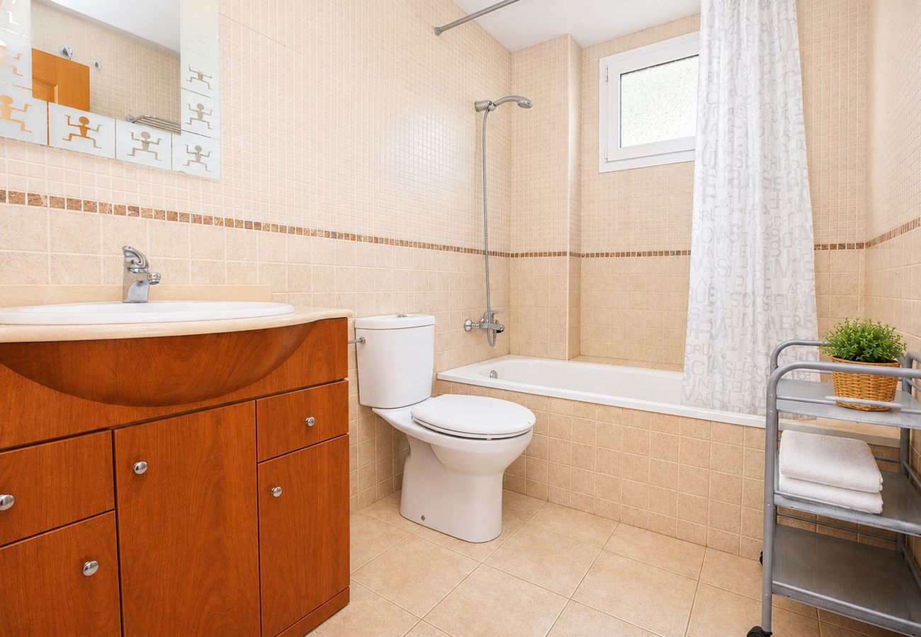 Apartament en Rosas / Roses - 1125 ROYAL MARINE vista Piscina - APIVEND