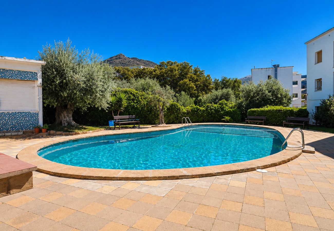 Apartament en Rosas / Roses - 1141 MAS OLIVA con Piscina - APIVEND