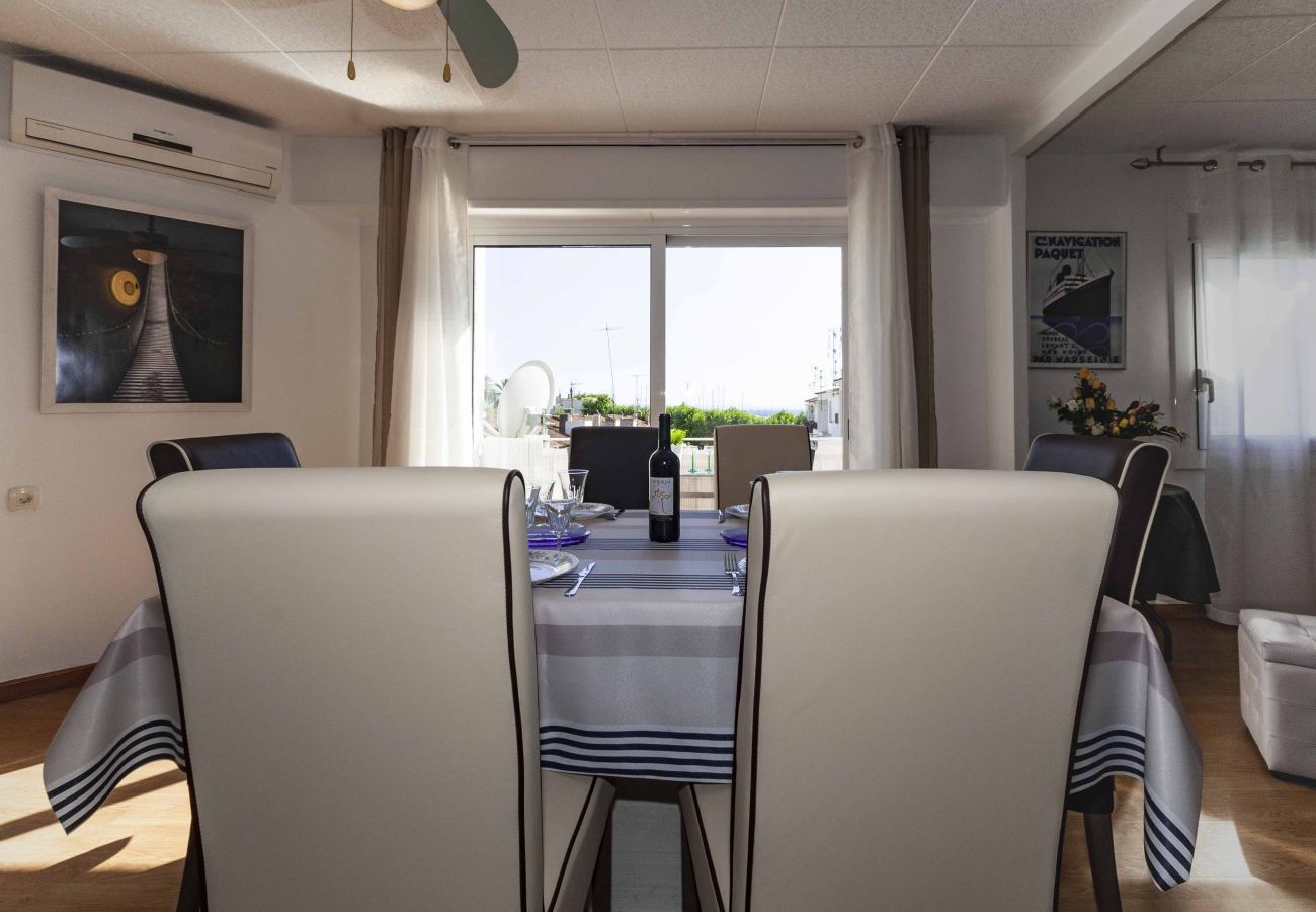 Apartament en Rosas / Roses - 1148 BARRI PESCADORS 50m playa