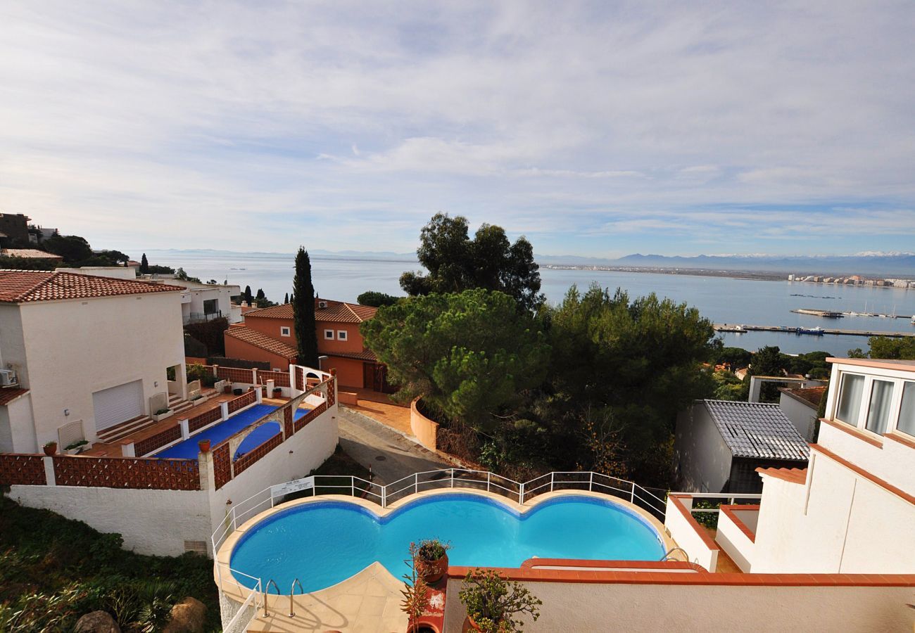 Apartament en Rosas / Roses - 1157 LOS PALCOS vista Mar