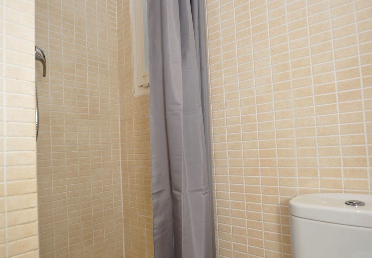 Apartament en Rosas / Roses - 1174 BARRI PESCADORS 50m Playa