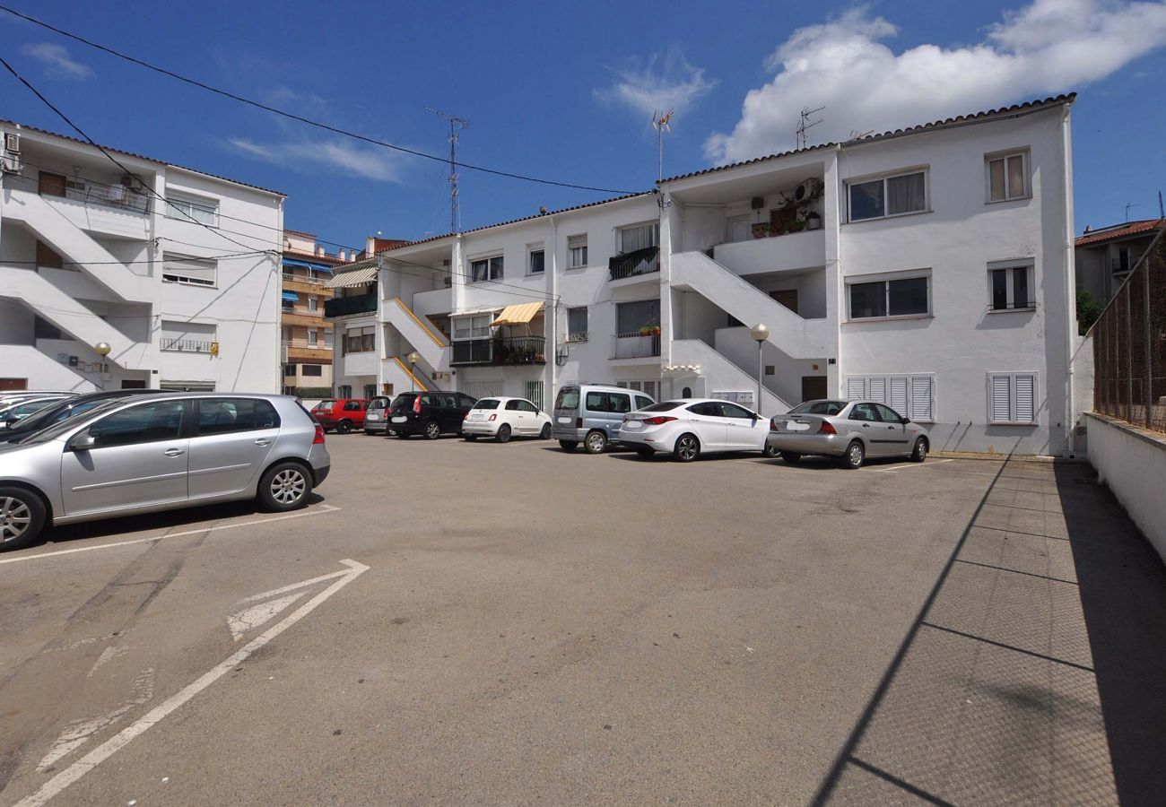 Apartament en Rosas / Roses - 1174 BARRI PESCADORS 50m Playa