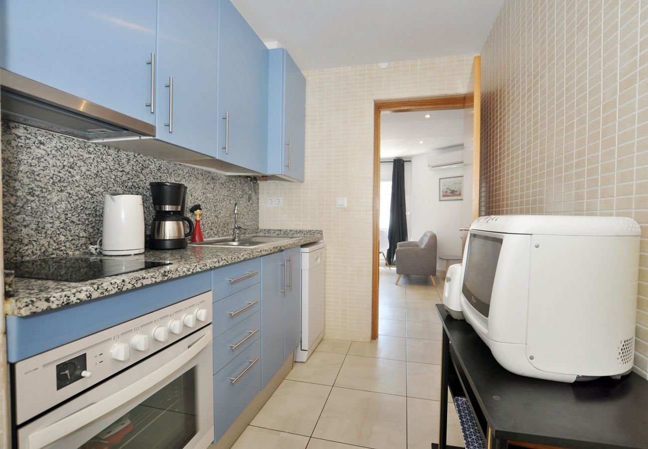 Apartament en Rosas / Roses - 1174 BARRI PESCADORS 50m Playa