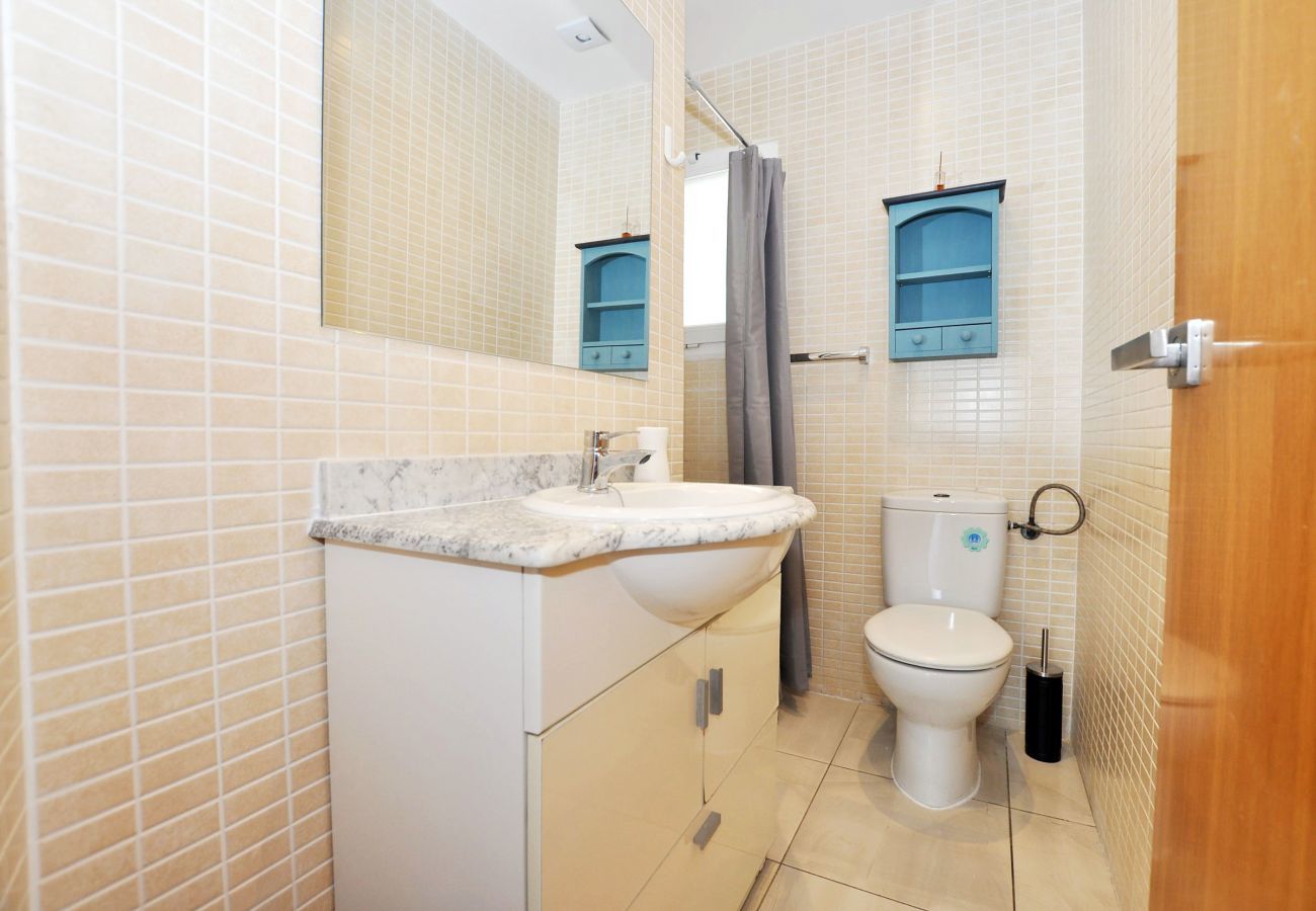 Apartament en Rosas / Roses - 1174 BARRI PESCADORS 50m Playa