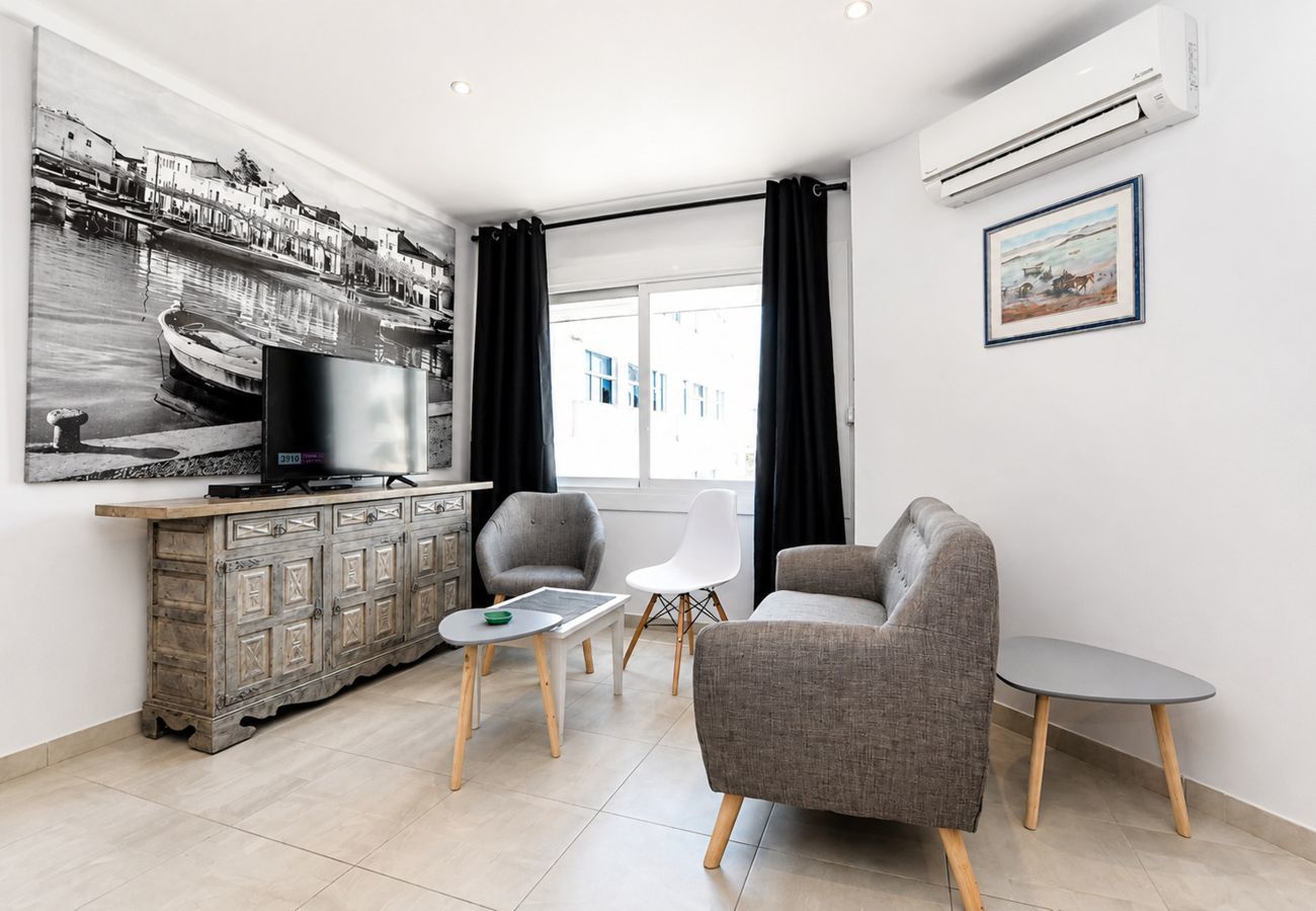 Apartament en Rosas / Roses - 1174 BARRI PESCADORS 50m Playa - APIVEND
