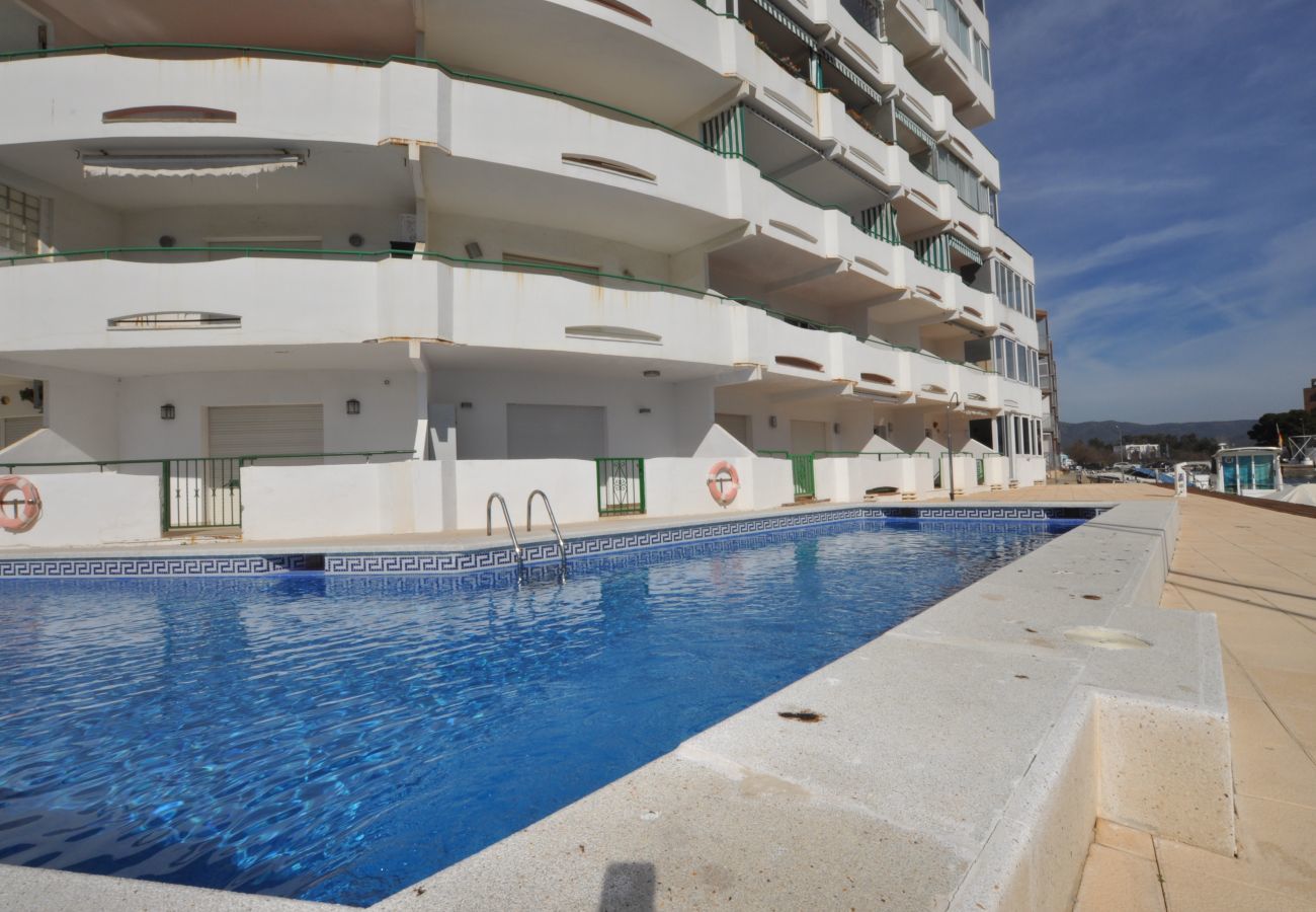 Apartament en Rosas / Roses - 1185 NIRVANA vista Canal