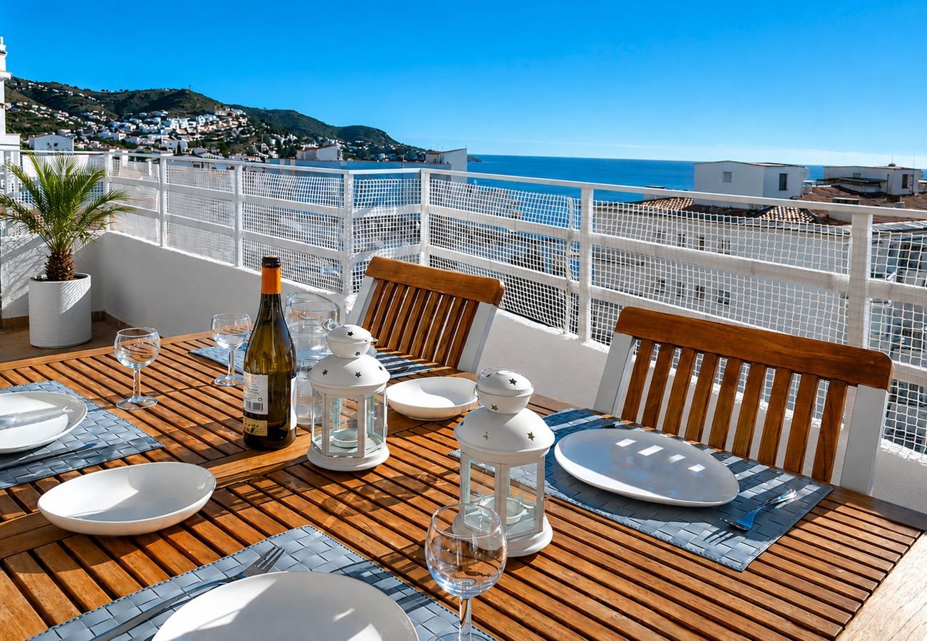Apartament en Rosas / Roses - 1202 NEPTUNO vista mar - APIVEND