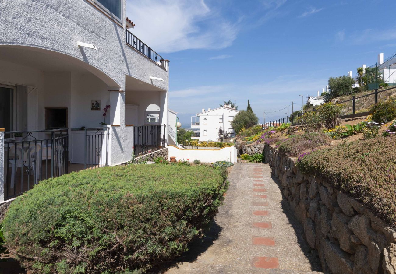 Apartament en Rosas / Roses - 1205 JARDINS con PISCINA