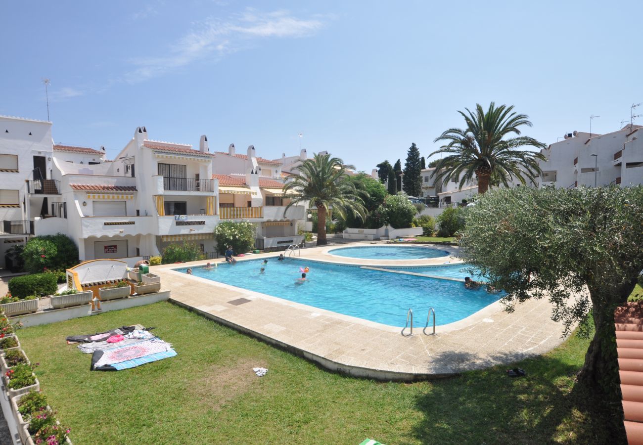 Apartament en Rosas / Roses - 1205 JARDINS con PISCINA
