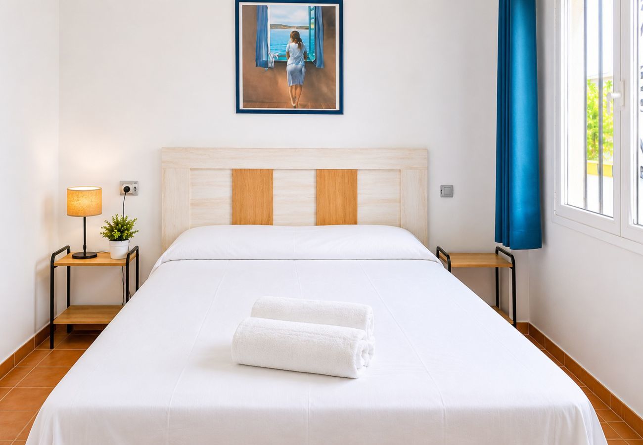 Apartament en Rosas / Roses - 1205 JARDINS con PISCINA - APIVEND