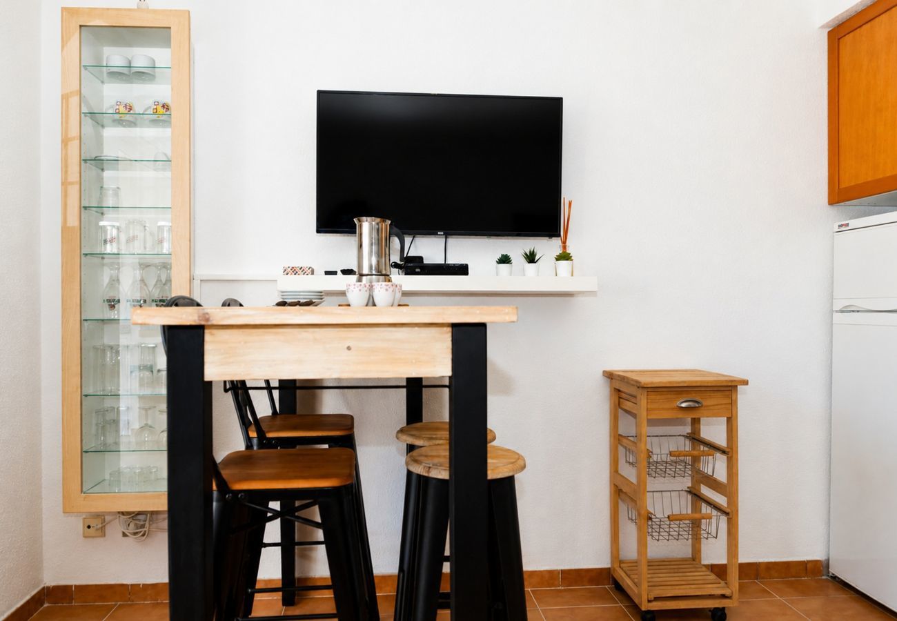 Apartament en Rosas / Roses - 1205 JARDINS con PISCINA - APIVEND