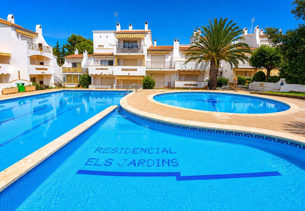 Apartament en Rosas / Roses - 1205 JARDINS con PISCINA - APIVEND