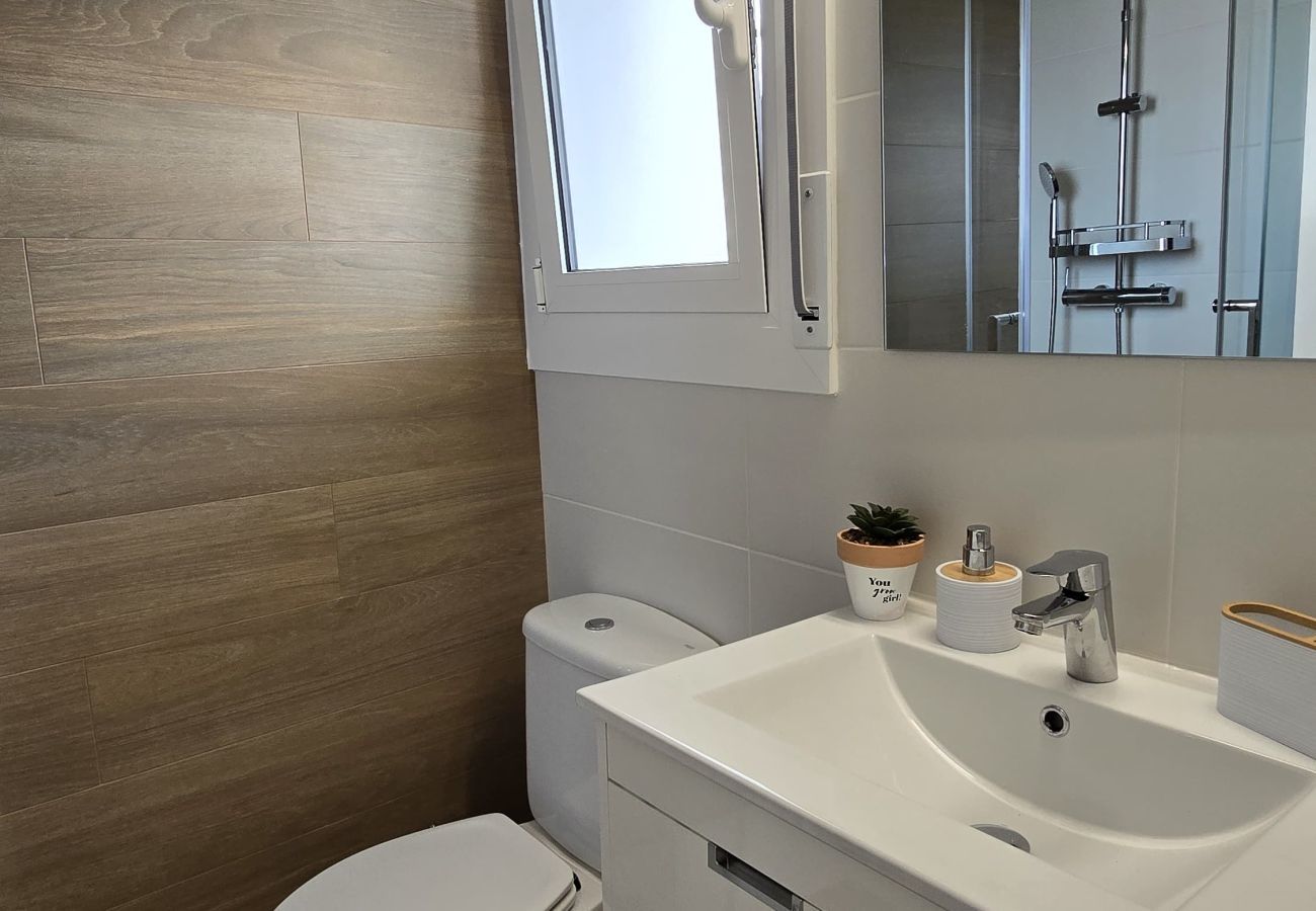 Estudi en Rosas / Roses - 1209 WEEKEND 150m playa