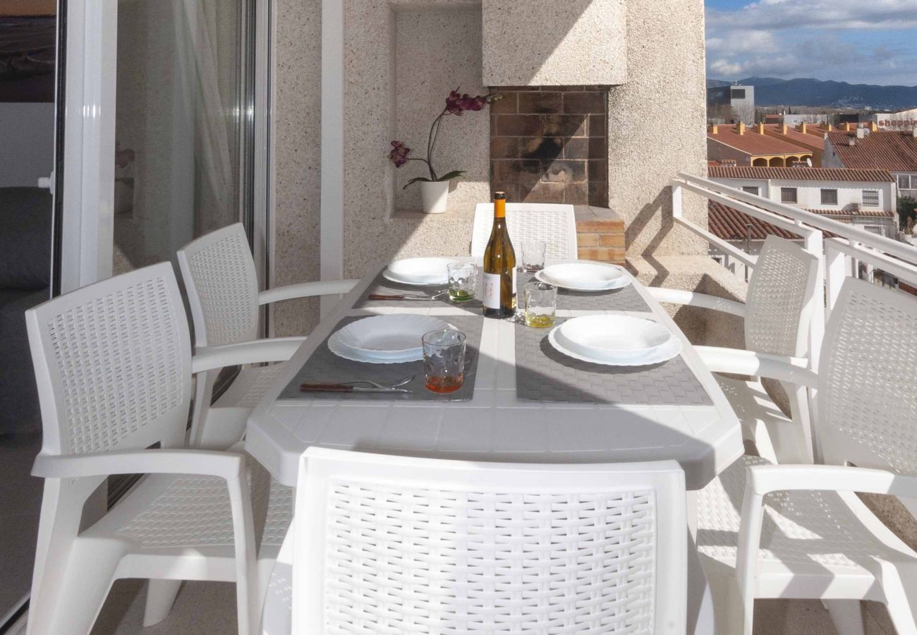 Apartament en Empuriabrava - 1212 SANT MAURICI vista canal