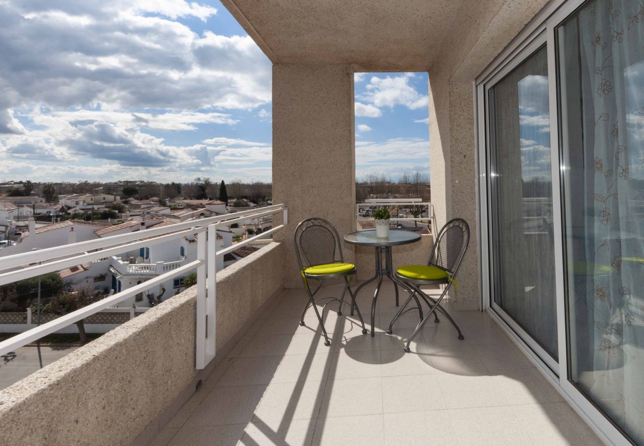 Apartament en Empuriabrava - 1212 SANT MAURICI vista canal