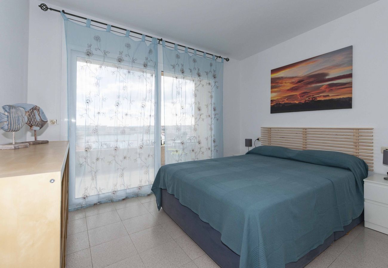 Apartament en Empuriabrava - 1212 SANT MAURICI vista canal