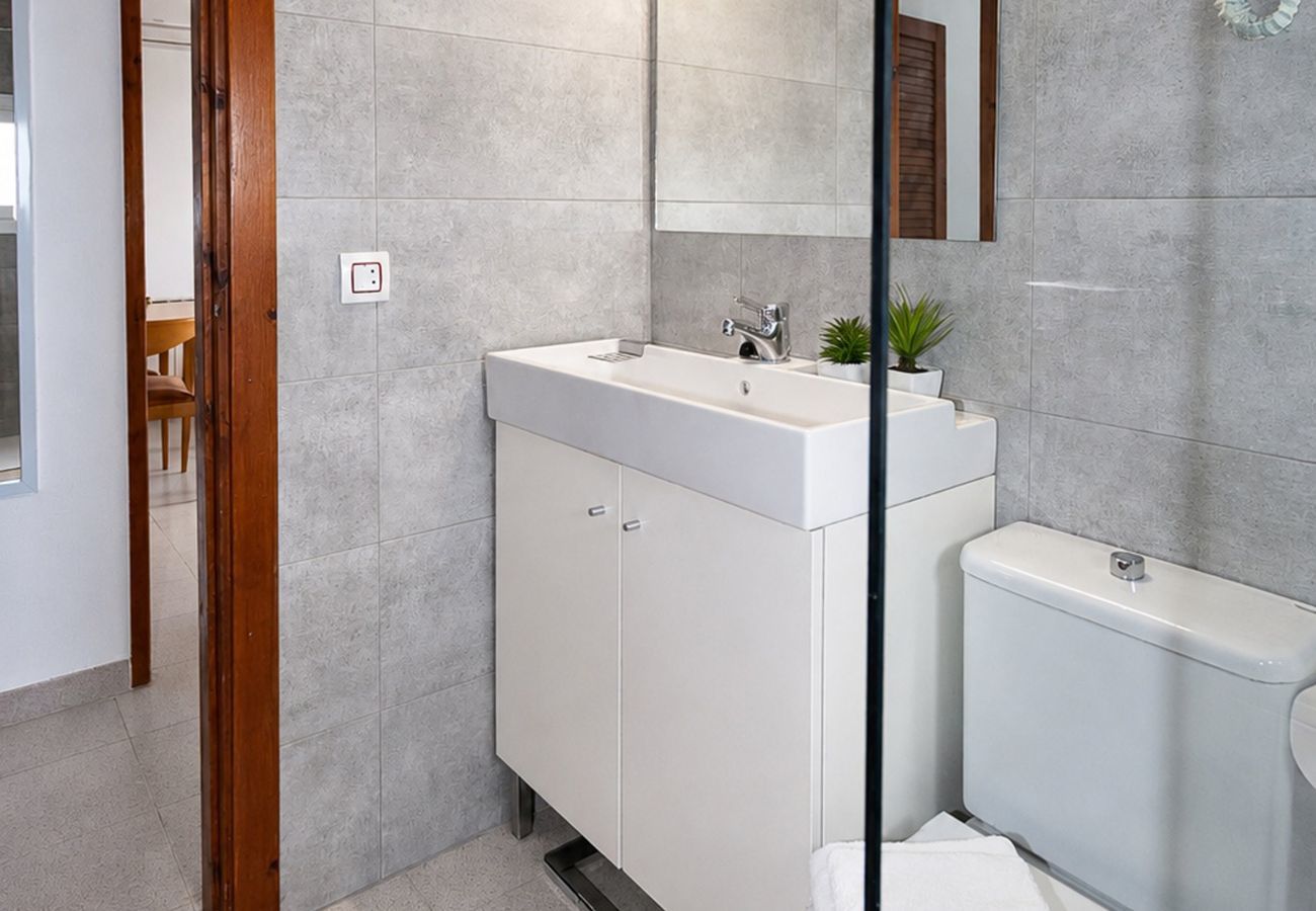 Apartament en Empuriabrava - 1212 SANT MAURICI vista canal Empuriabrava APIVEND