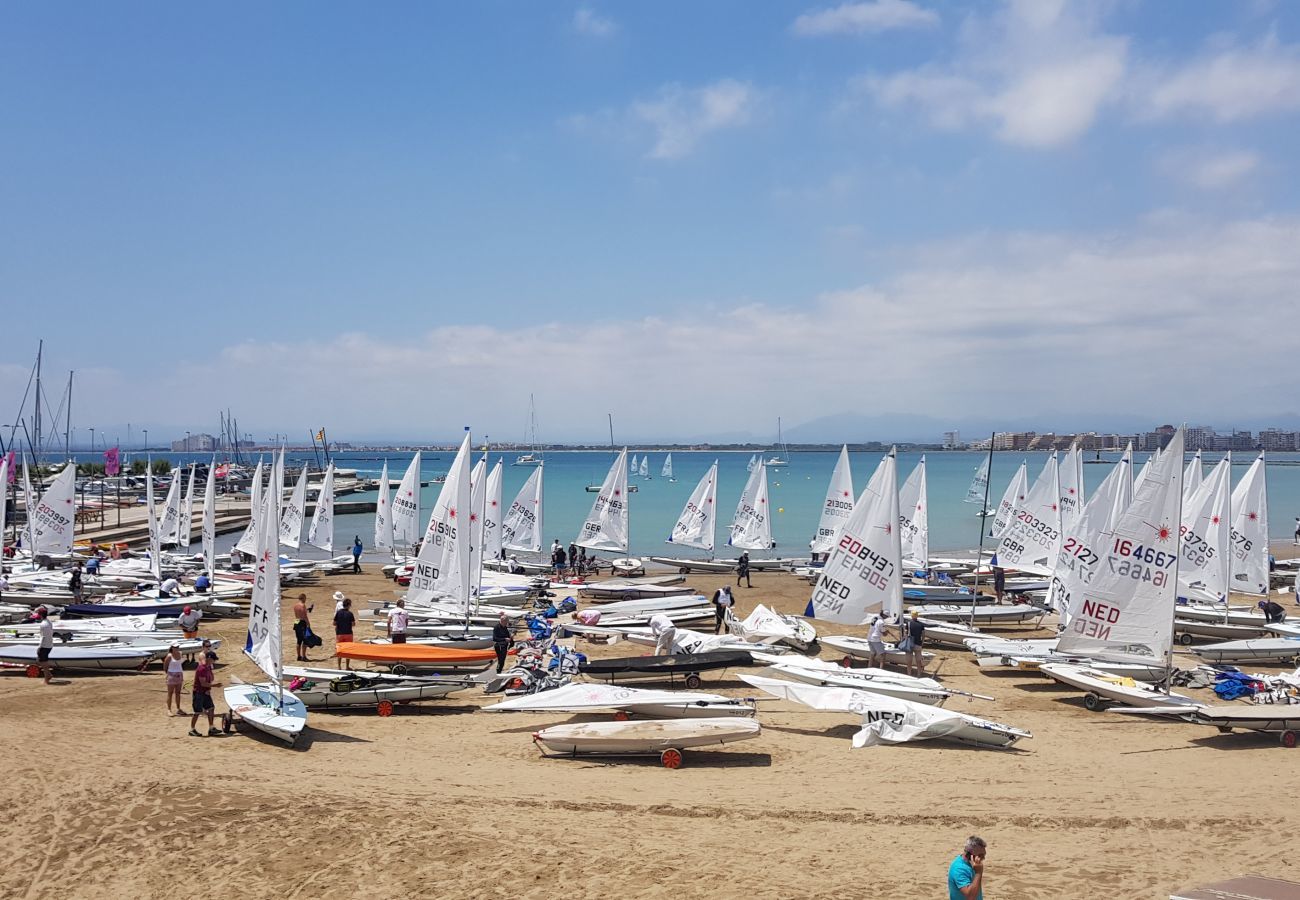 Apartament en Rosas / Roses - 1213 SANT JOAN 200m Playa