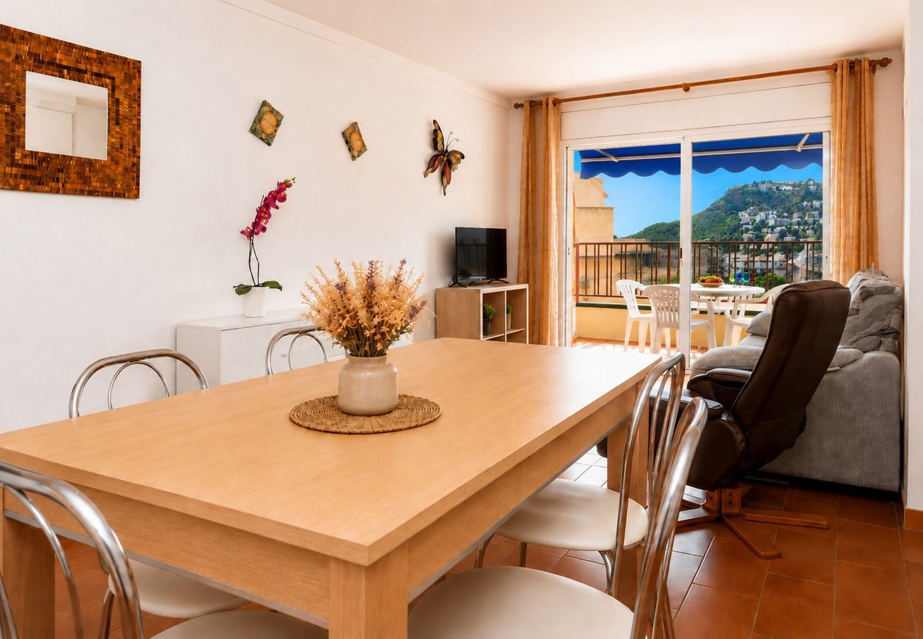Apartament en Rosas / Roses - 1213 SANT JOAN 200m Playa - APIVEND