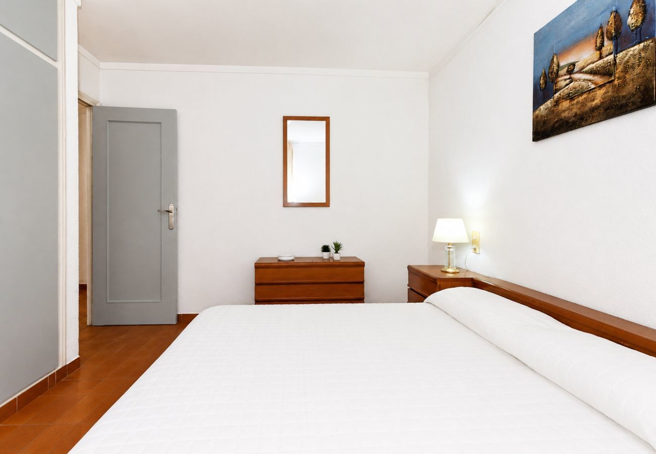 Apartament en Rosas / Roses - 1213 SANT JOAN 200m Playa - APIVEND