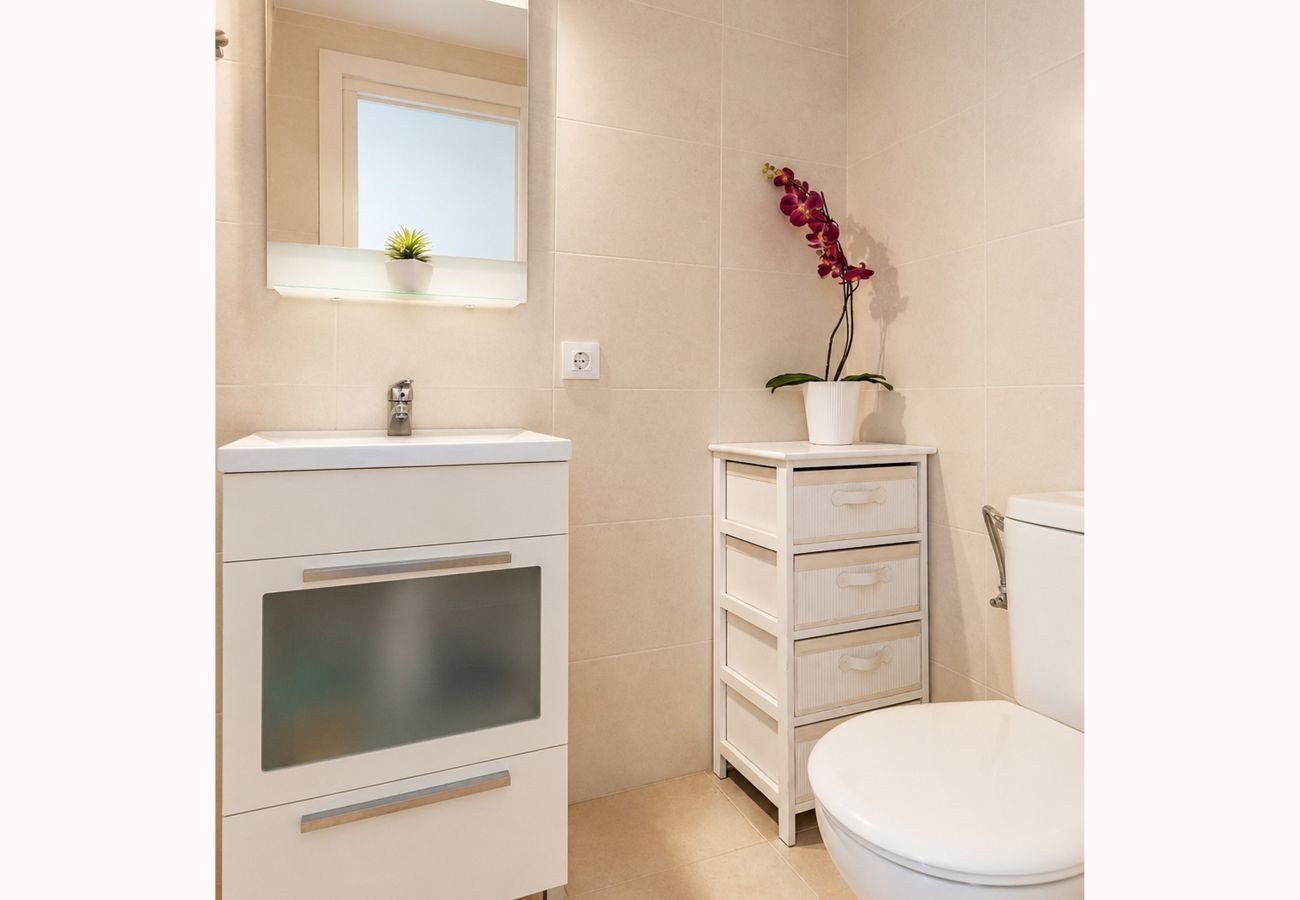 Apartament en Rosas / Roses - 1213 SANT JOAN 200m Playa - APIVEND
