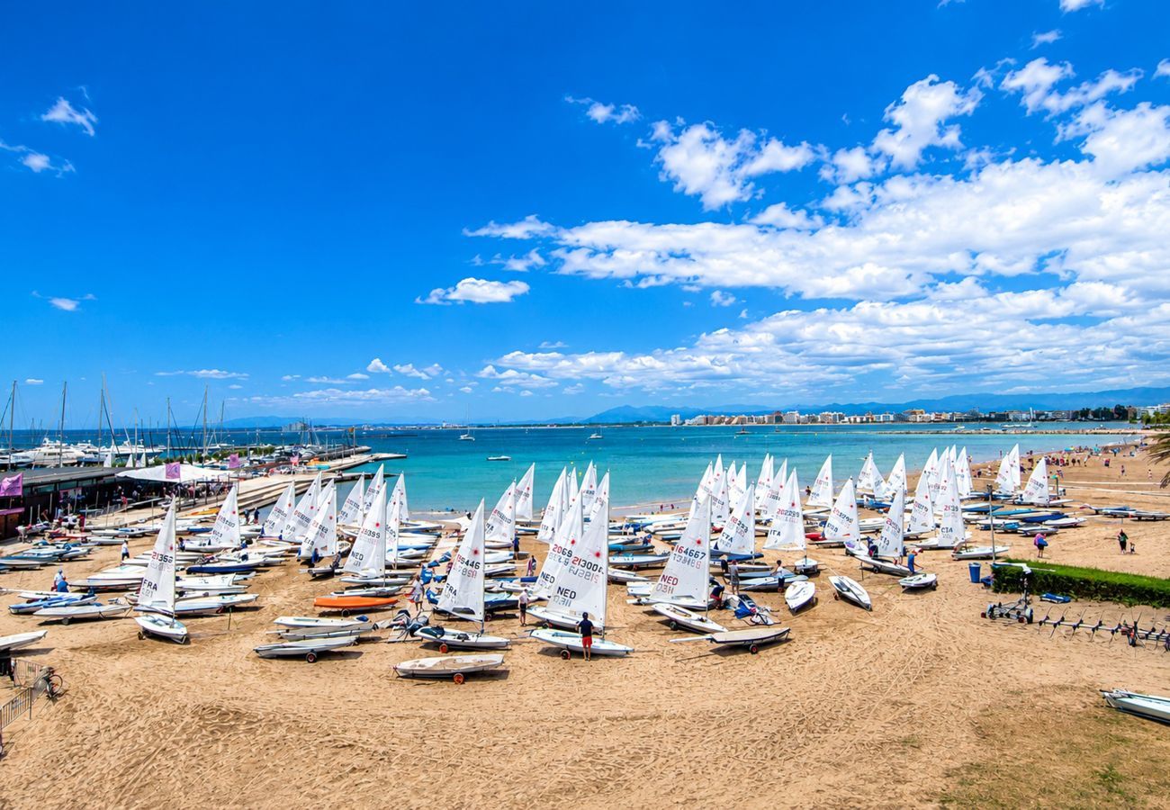 Apartament en Rosas / Roses - 1213 SANT JOAN 200m Playa - APIVEND