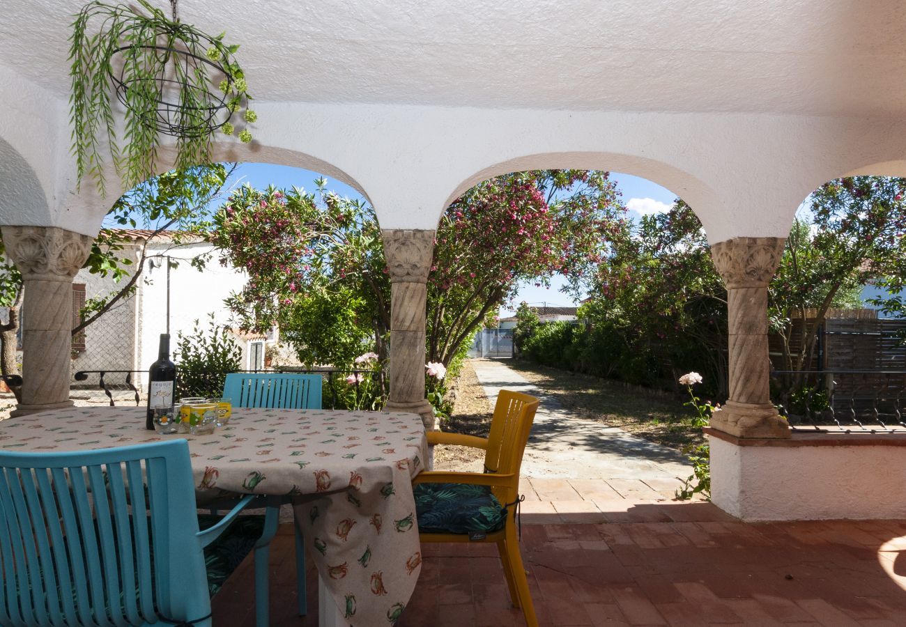 Casa en Rosas / Roses - 1215 BAIX CAMP casa con jardin
