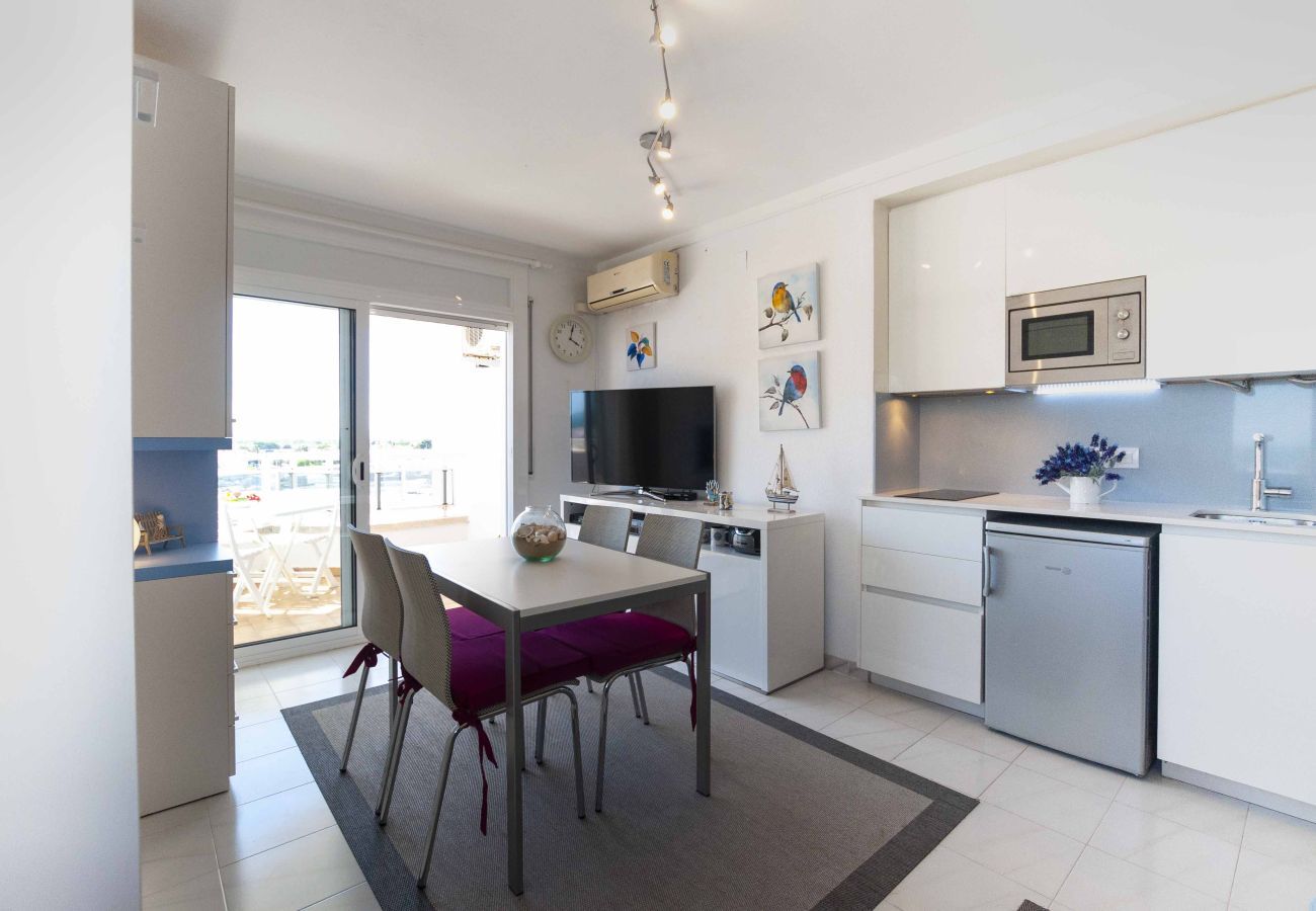 Estudi en Empuriabrava - 1222 CLUB NAUTIC vista canal