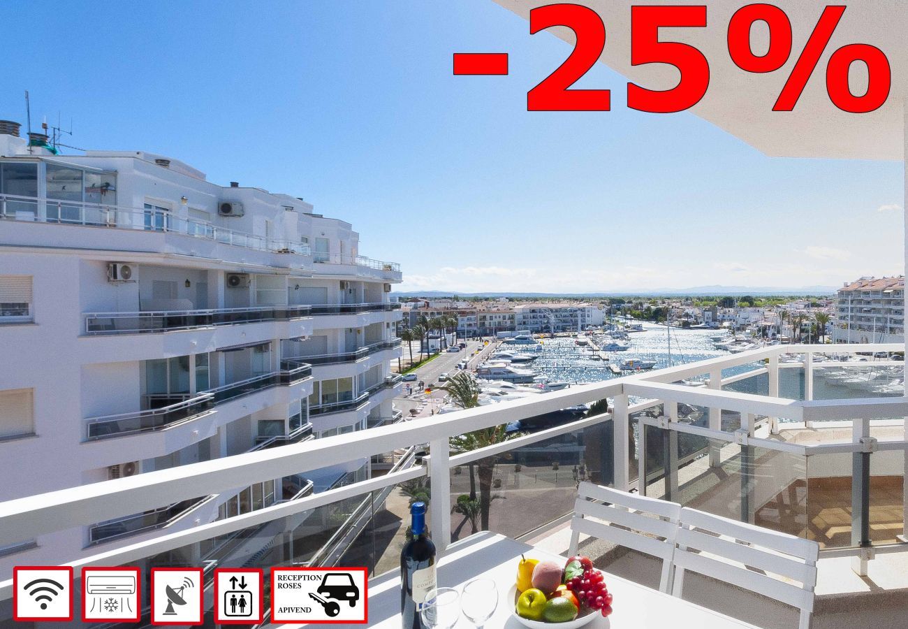 Estudi en Empuriabrava - 1222 CLUB NAUTIC vista canal