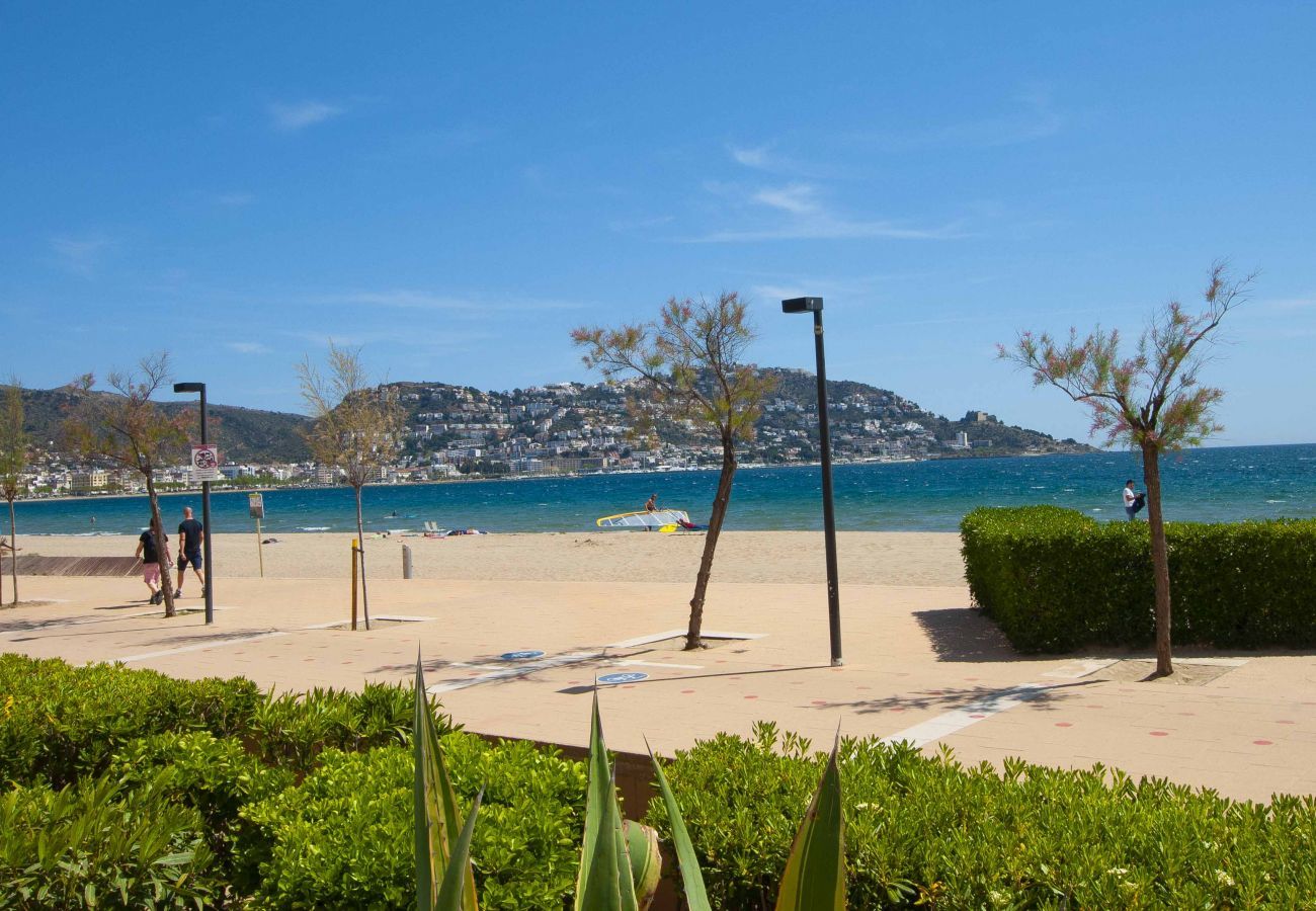 Apartament en Rosas / Roses - 1224 LA PLAGE vista Mar