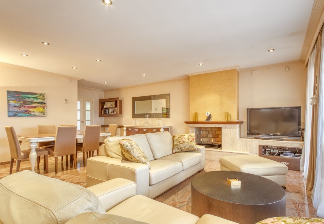 Casa en Empuriabrava - 1229 LLOBREGAT casa piscina