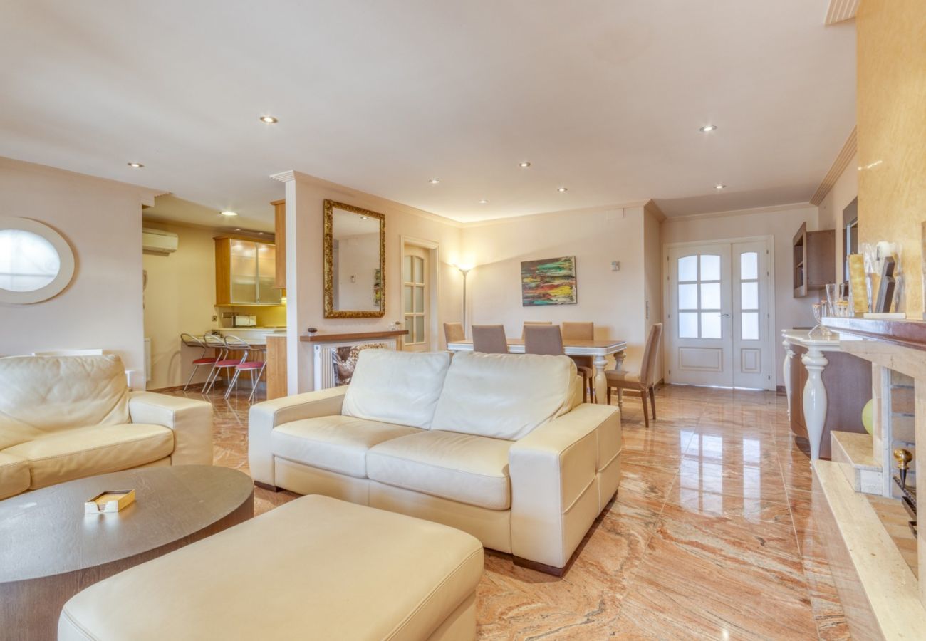 Casa en Empuriabrava - 1229 LLOBREGAT casa piscina