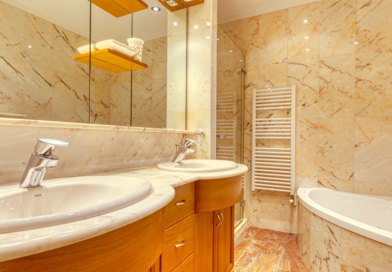 Casa en Empuriabrava - 1229 LLOBREGAT casa piscina