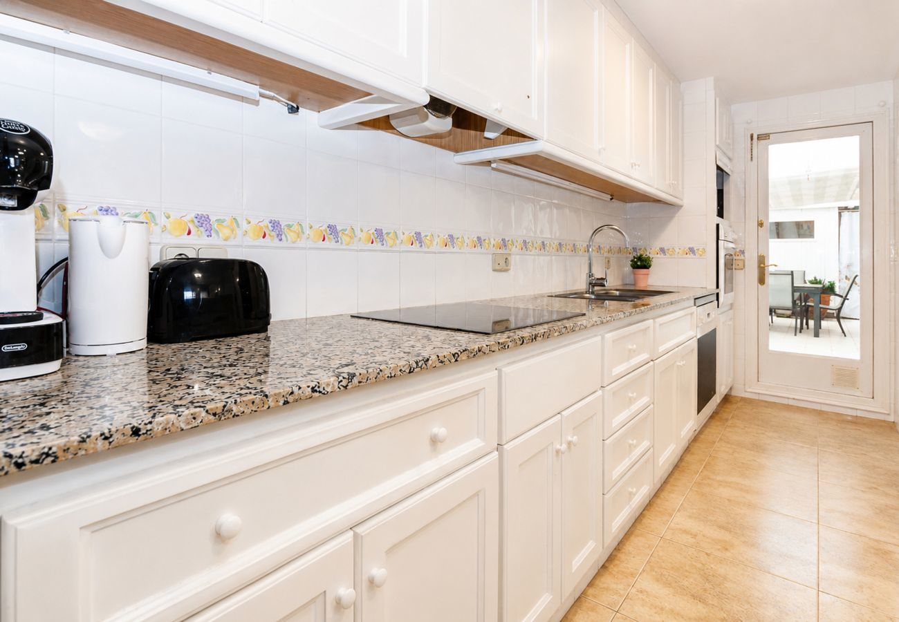 Apartament en Rosas / Roses - 1232 GAUDI 100m PLAYA - APIVEND