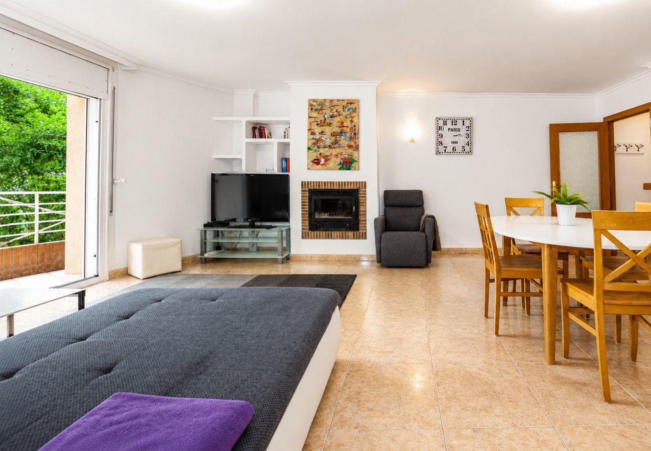 Apartament en Rosas / Roses - 1232 GAUDI 100m PLAYA - APIVEND