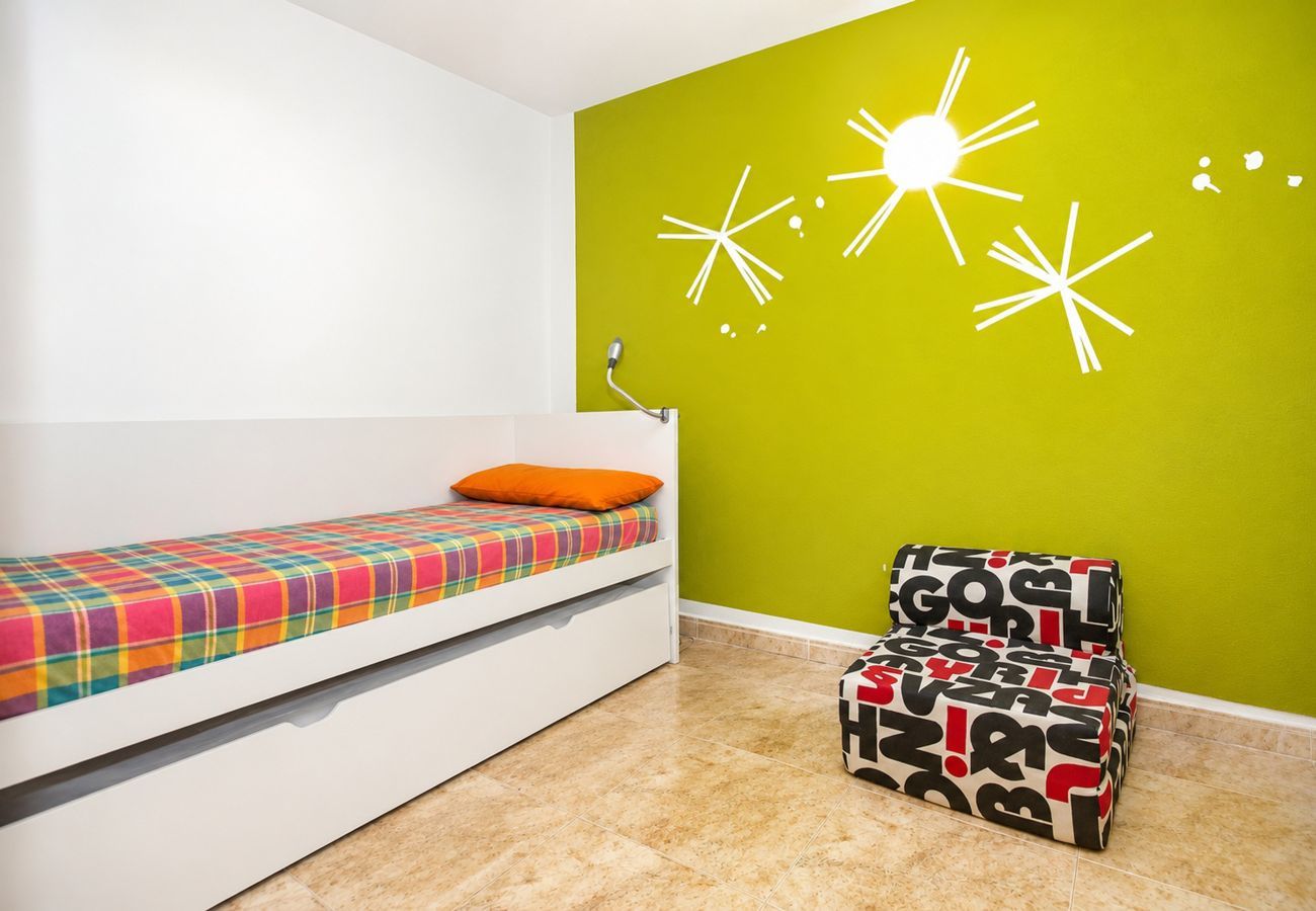 Apartament en Rosas / Roses - 1232 GAUDI 100m PLAYA - APIVEND