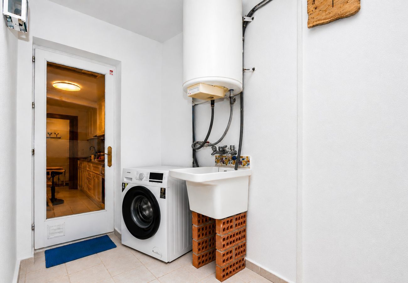 Apartament en Rosas / Roses - 1232 GAUDI 100m PLAYA - APIVEND